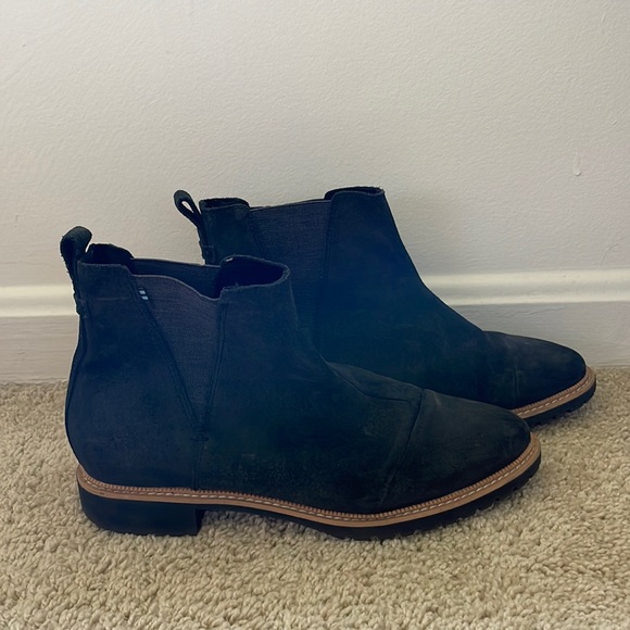 Toms Shoes - Toms suede black Chelsea boots. Women’s size 8.5
